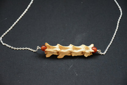 Cat spine necklace