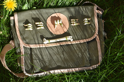 Green tooth bag