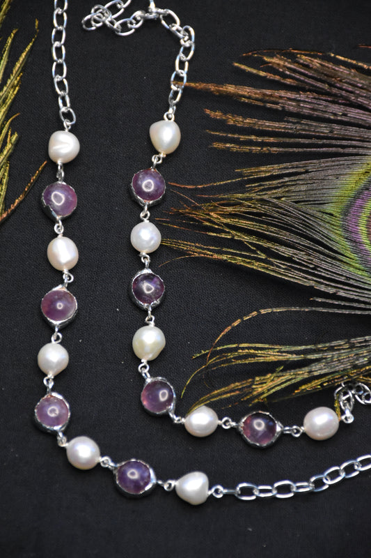 Amethyst pearl choker