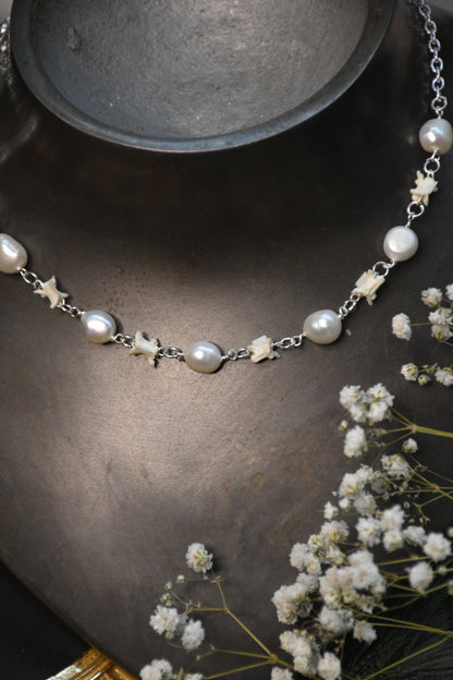 Pearly gate snake necklace (white)