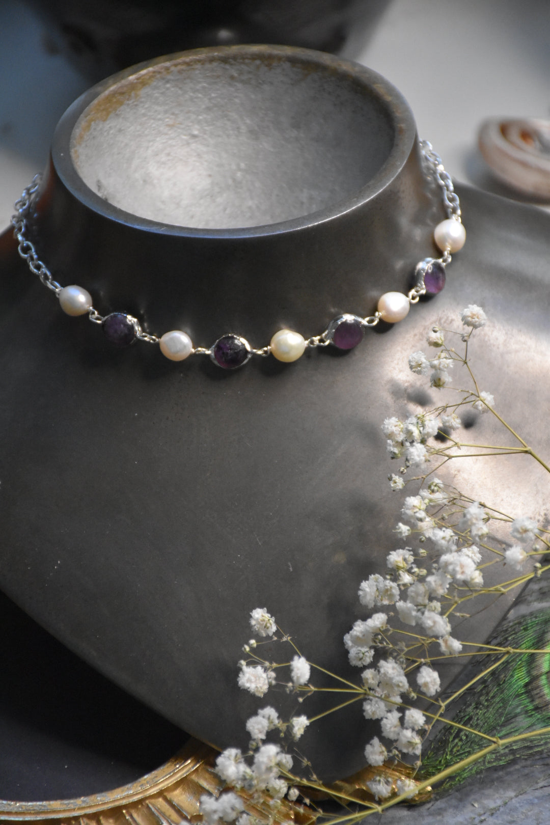 Amethyst pearl choker