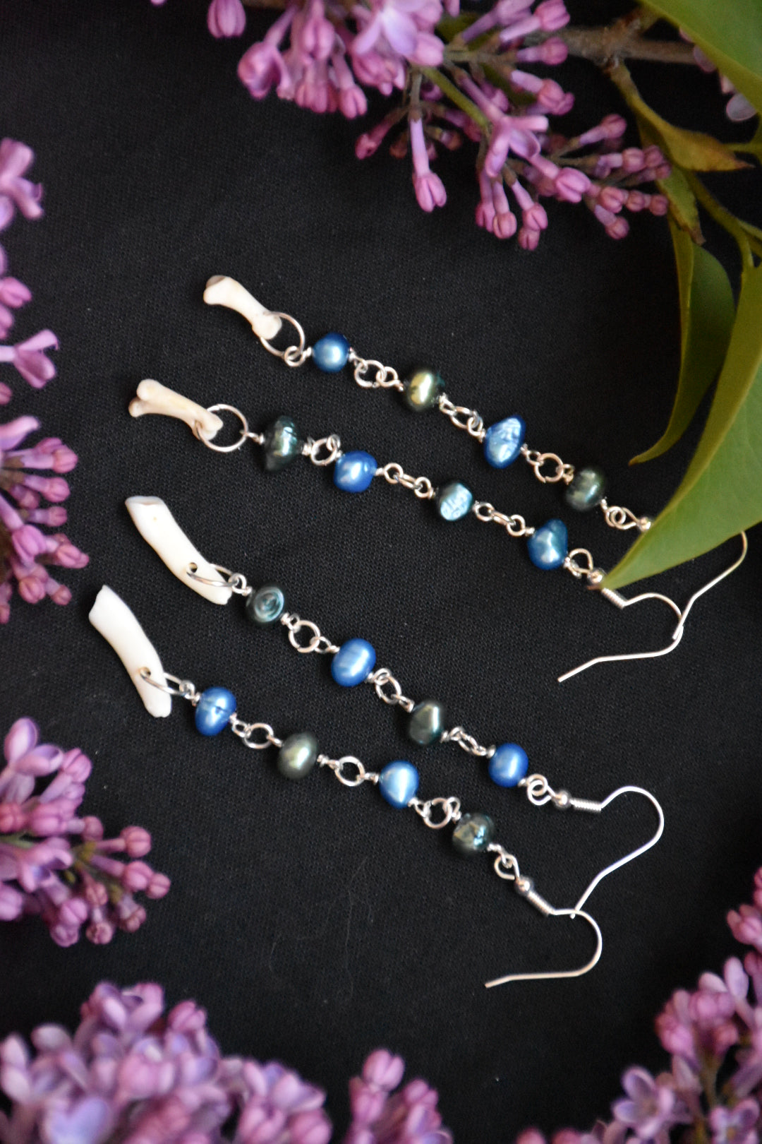 Second hand pearl earrings