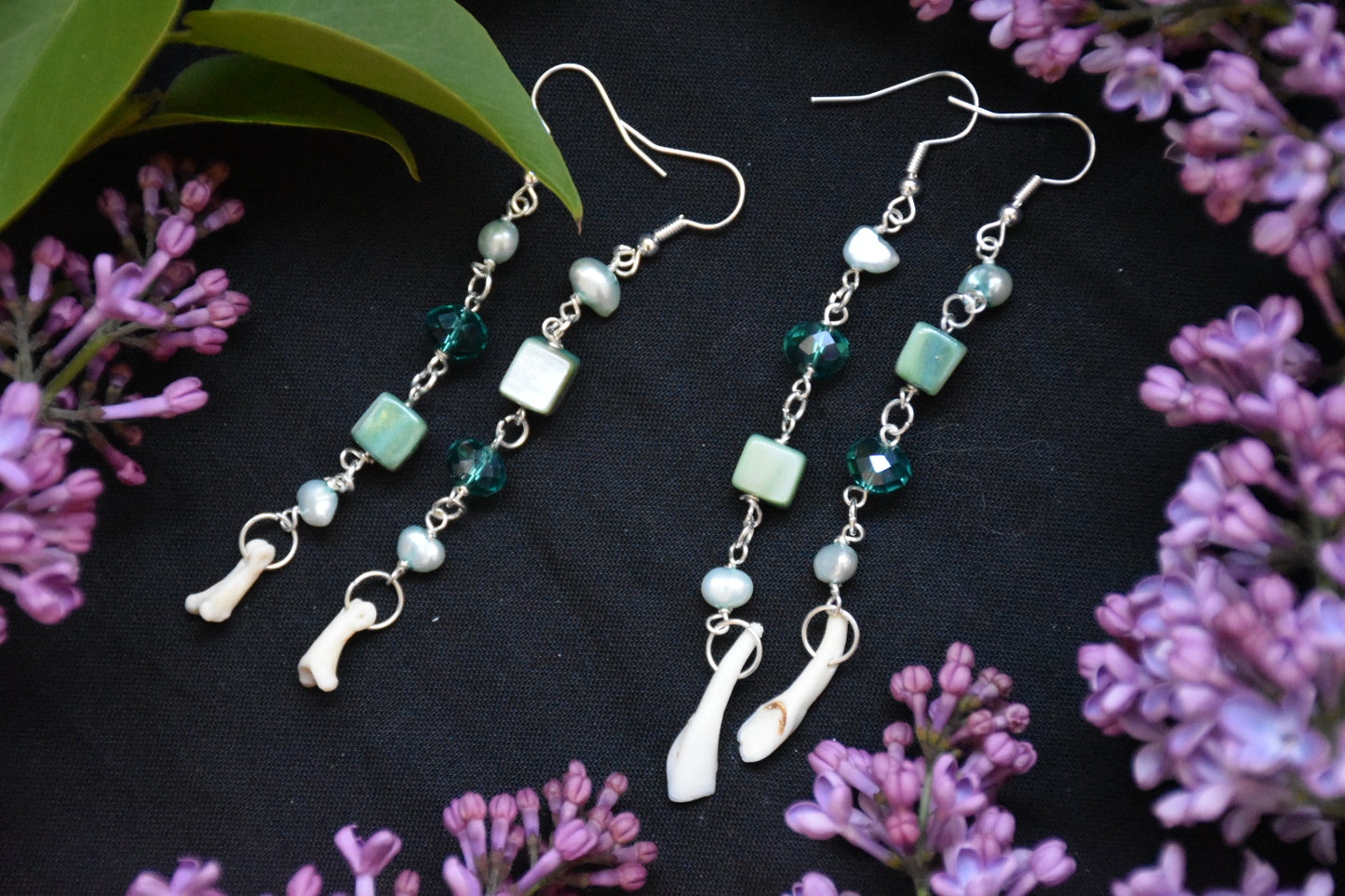 Second hand pearl earrings