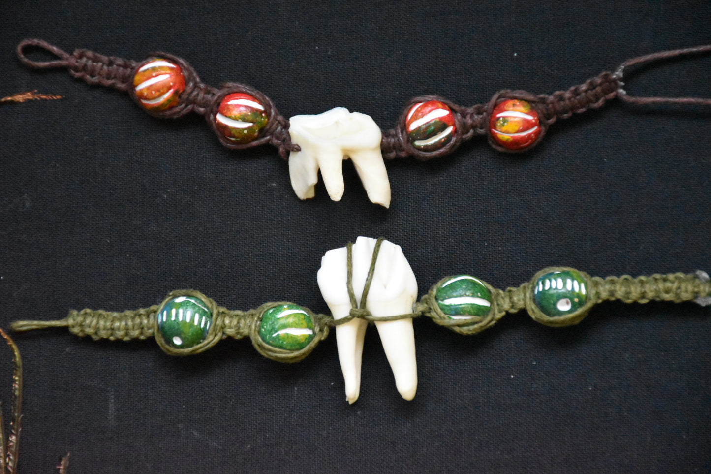 makrame tooth bracelet