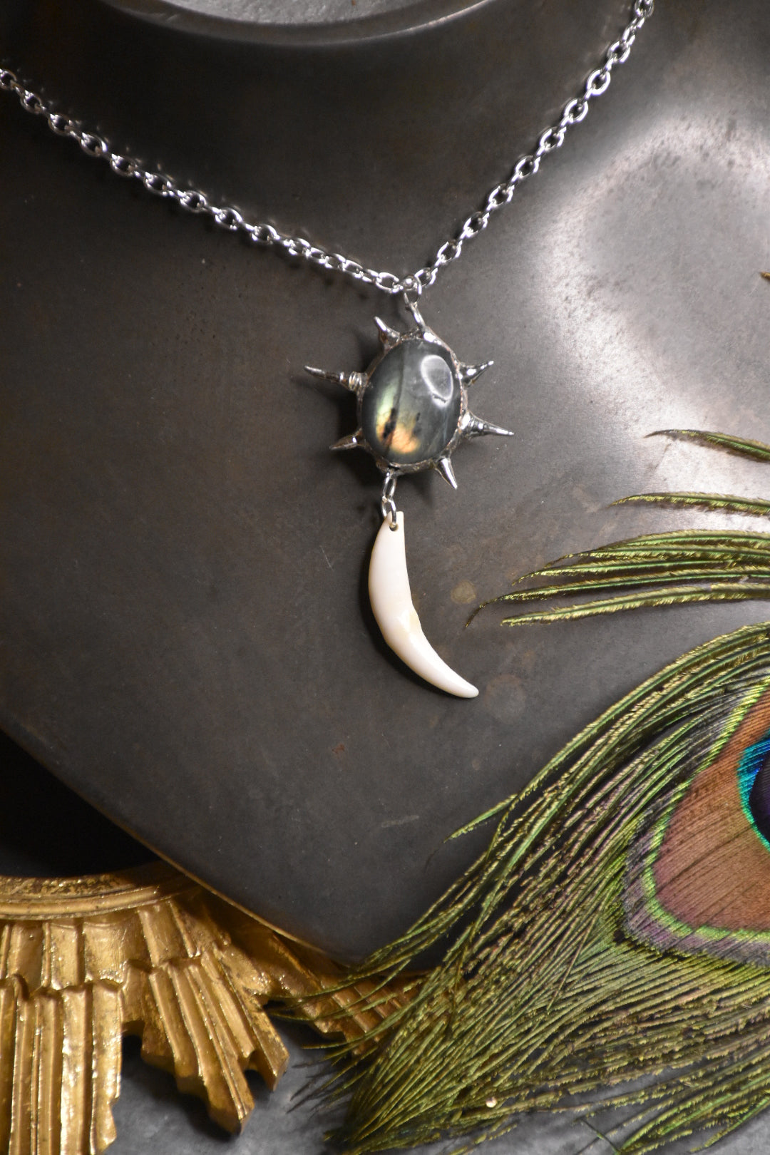 Labradorite fox fang necklace